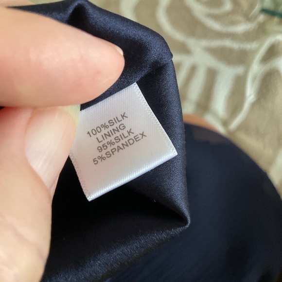 St. John Women’s Navy Blue Top - Picture 8 of 9